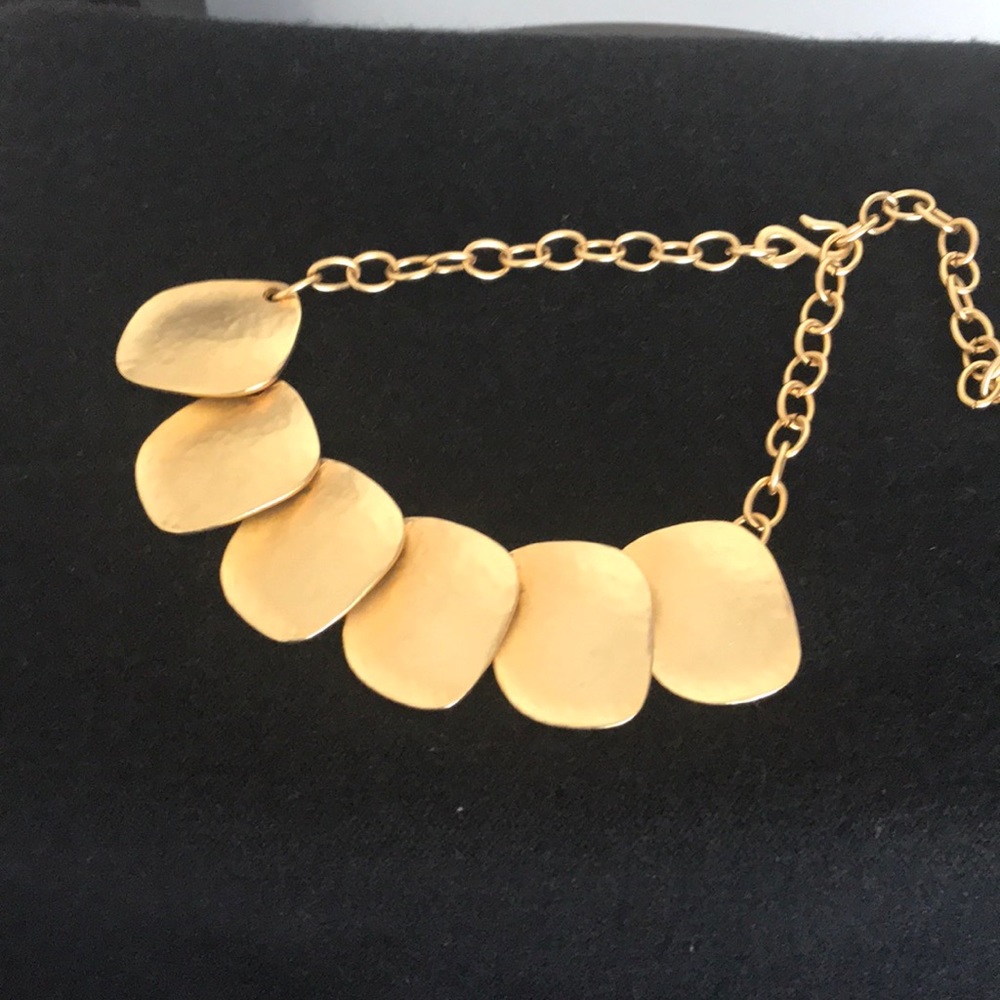 Gold tone necklace